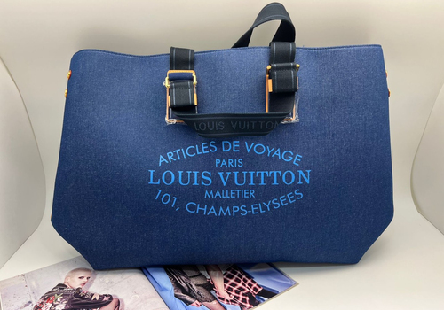 Женская синяя сумка Louis Vuitton