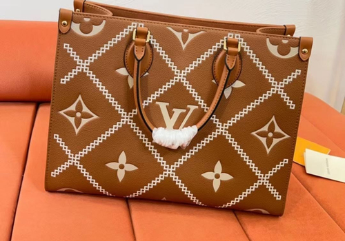 Женская сумка Louis Vuitton Onthego MM бежевая
