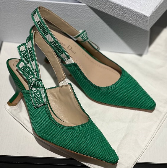 Зеленые босоножки Christian Dior