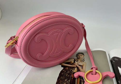 Женская розовая кожаная сумка Celine