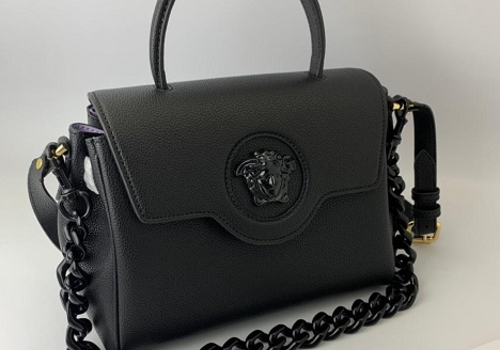 Женская черная сумка Versace
