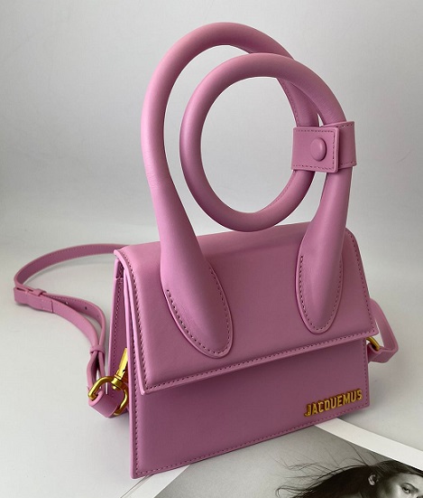 Женская кожаная сумка Jacquemus Le Chiquito Noeud розовая