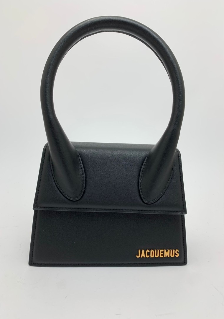 Женская кожаная сумка Jacquemus Le Chiquito moyen черная