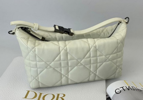 Женская сумка Christian Dior Travel Nomad Medium белая