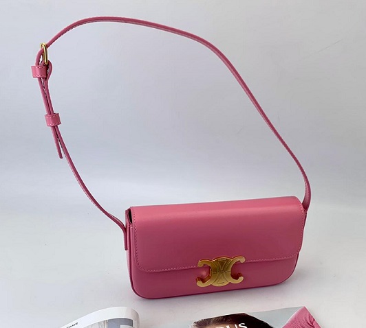Женская кожаная сумка Celine Triomphe розовая