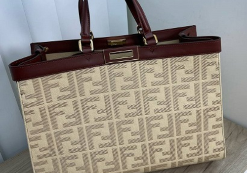 Женская сумка из текстиля Fendi бежевая