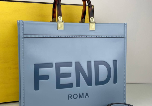 Женская кожаная голубая сумка Fendi Sunshine
