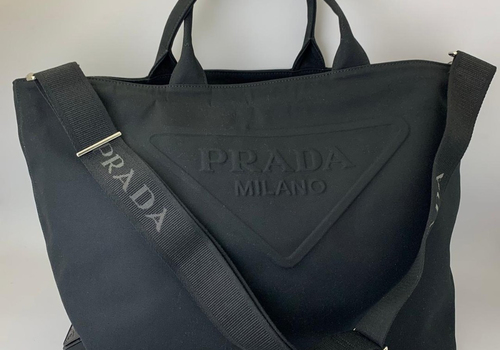 Женская черная сумка из текстиля Prada