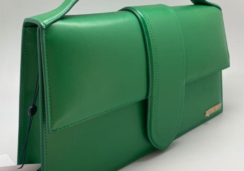 Женская кожаная сумка Jacquemus Le Bambinou зеленая