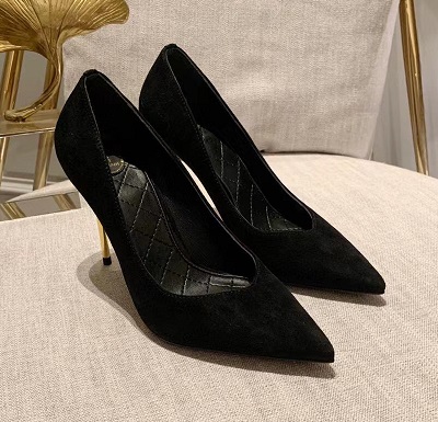 Женские туфли из замши Balmain черные на высоком каблуке