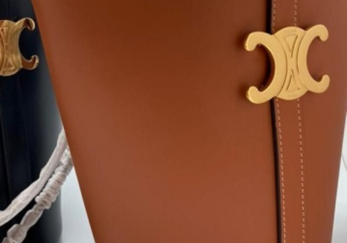 Женская коричневая кожаная сумка Celine Bucket Triomphe