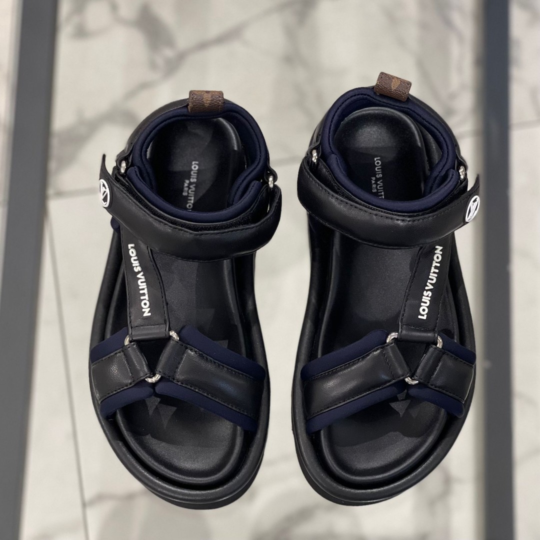 Женские кожаные сандалии Louis Vuitton Pillow черные