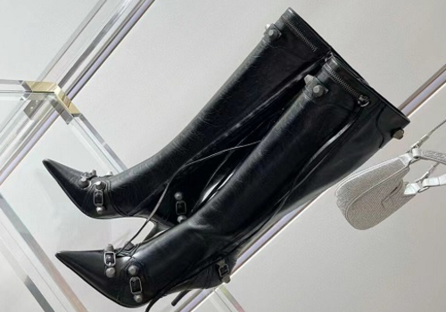 Женские кожаные сапоги Balenciaga черные