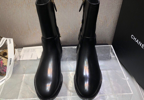 Женские черные кожаные ботинки Chanel