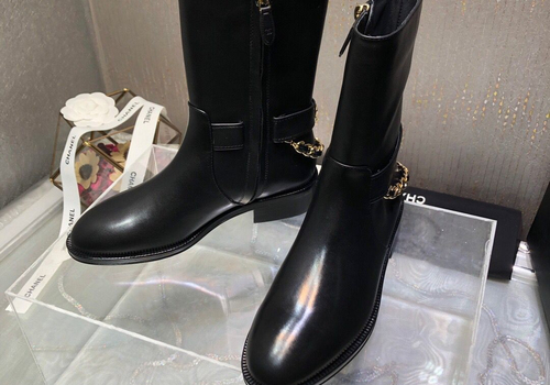 Женские черные кожаные ботинки Chanel