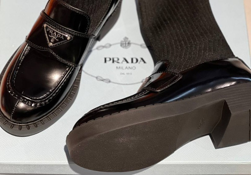Кожаные черные женские ботинки Prada