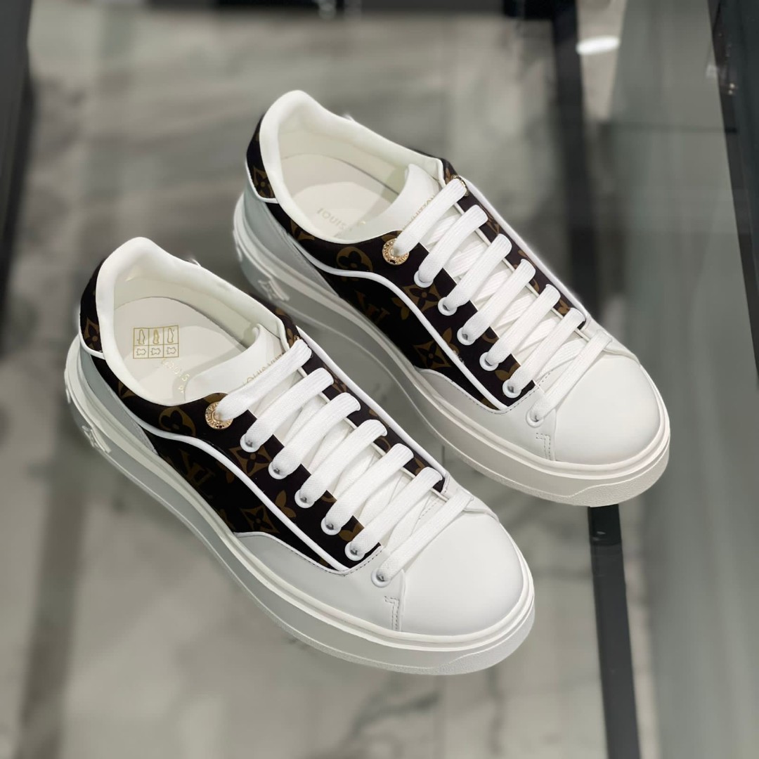 Кожаные белые кроссовки Louis Vuitton Time Out