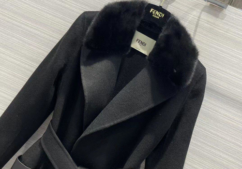 Женское пальто Fendi черное