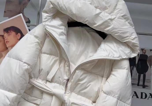 Женский пуховое пальто Max Mara белое
