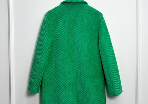 Женское зеленое пальто Prada