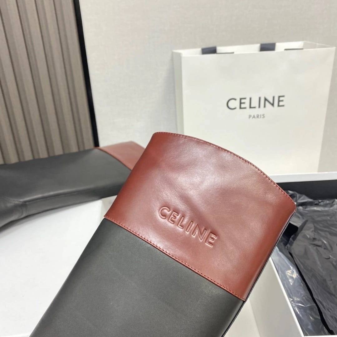 Черные кожаные сапоги Celine