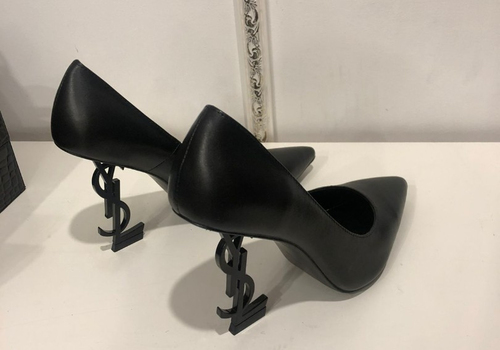 Женские туфли Yves Saint Laurent черные