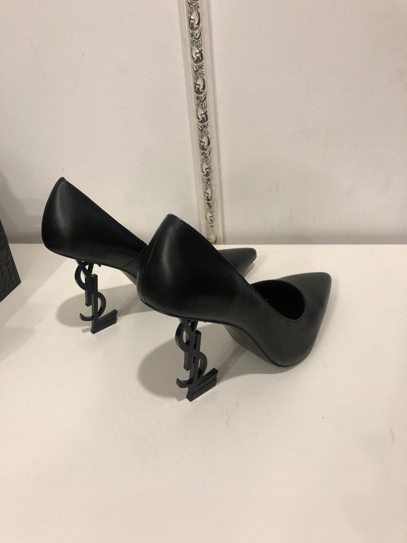 Женские туфли Yves Saint Laurent черные