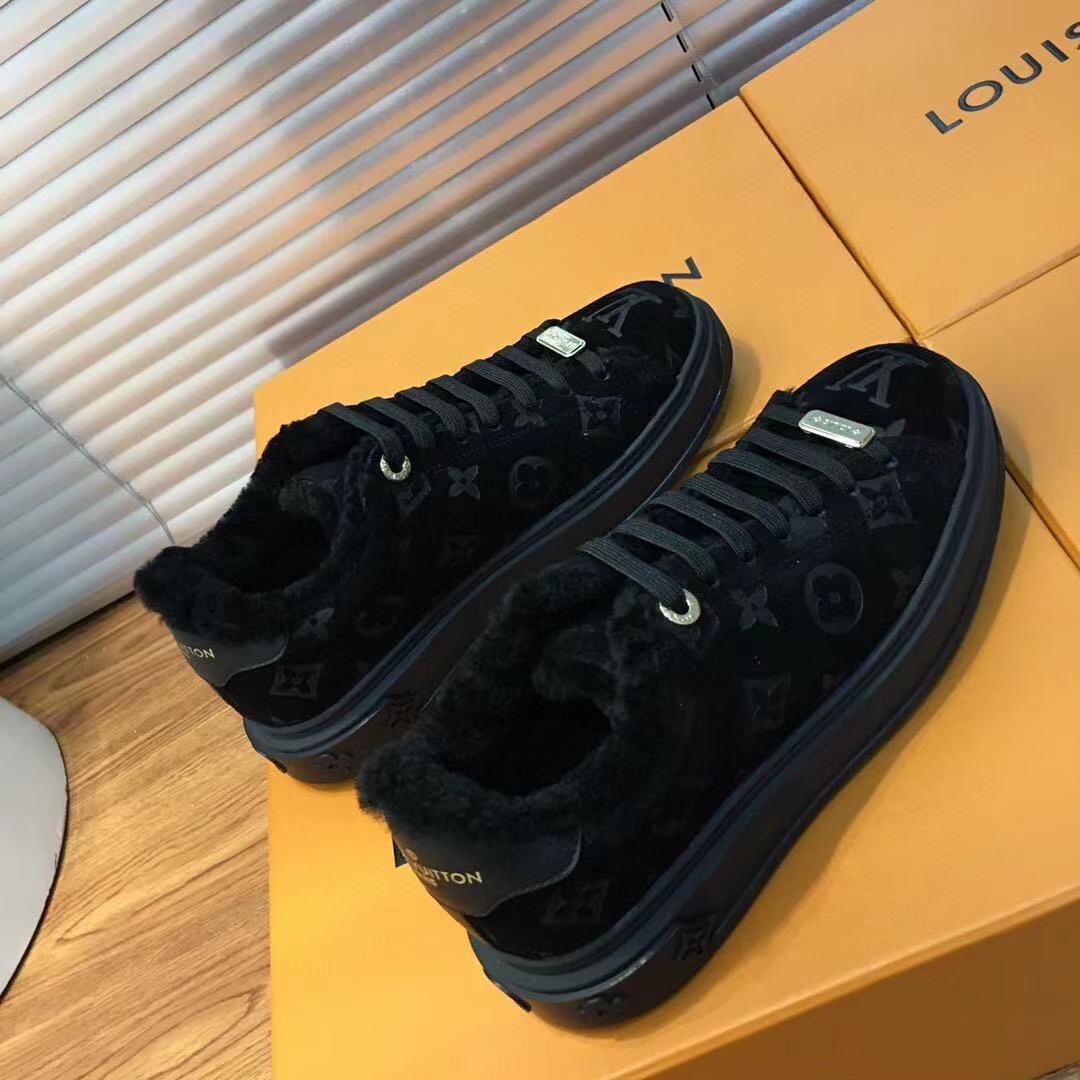 Зимние черные кроссовки Louis Vuitton Time Out
