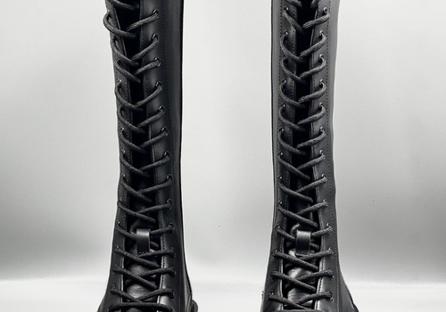 Высокие кожаные черные ботинки Celine