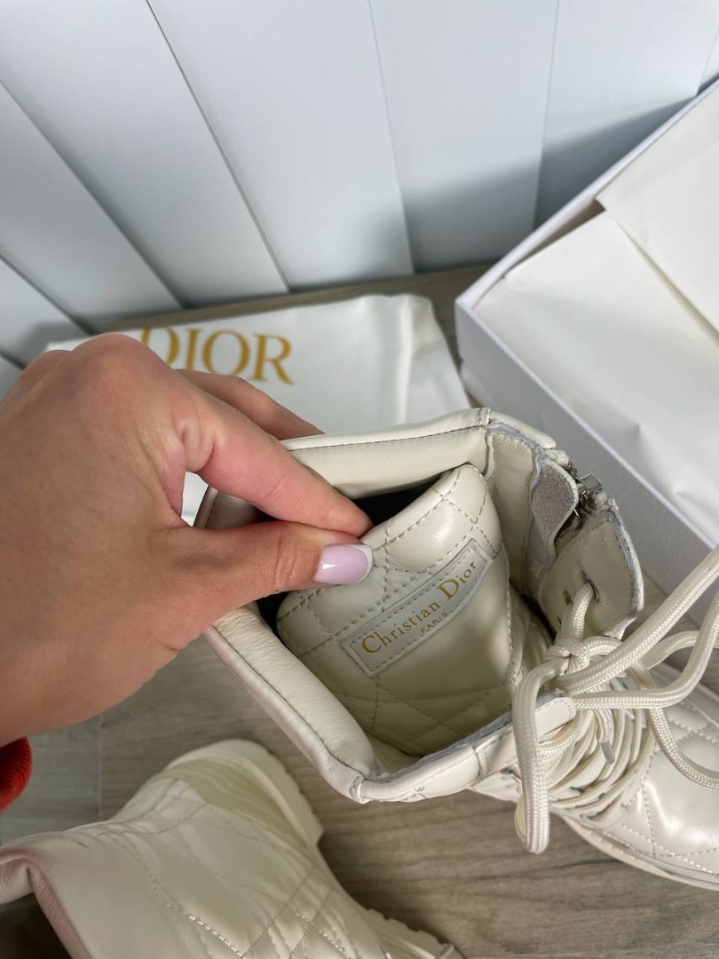 Кожаные женские ботинки Christian Dior