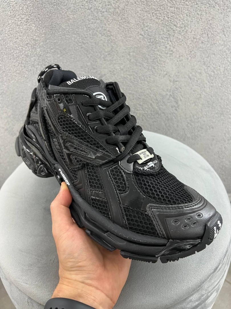 Мужские кроссовки Balenciaga Runner черные