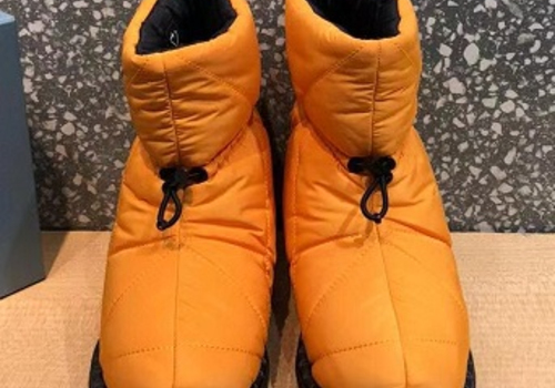 Женские ботинки Prada оранжевые