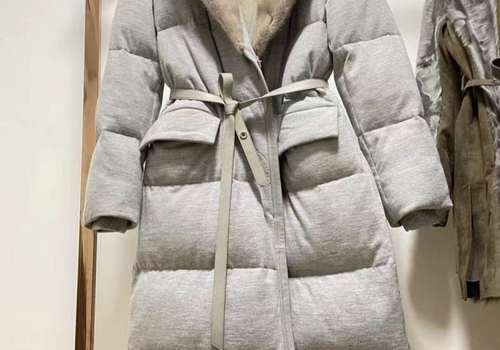 Женское пуховое пальто с мехом Loro Piana