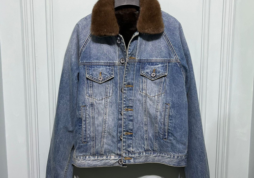 Женская джинсовая куртка с мехом норка Prada