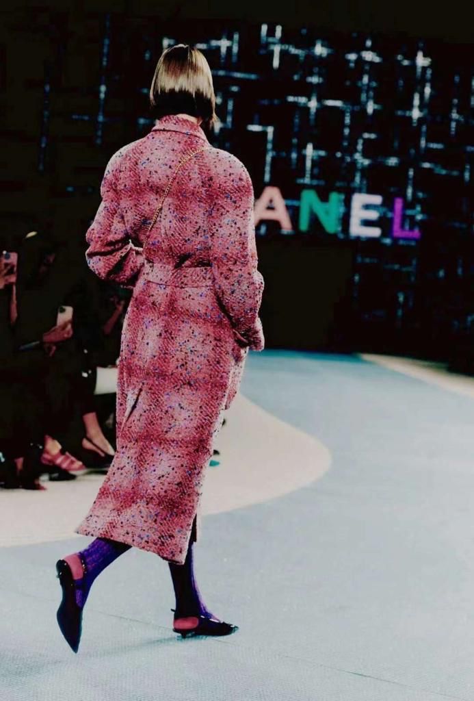 Женское пальто Chanel