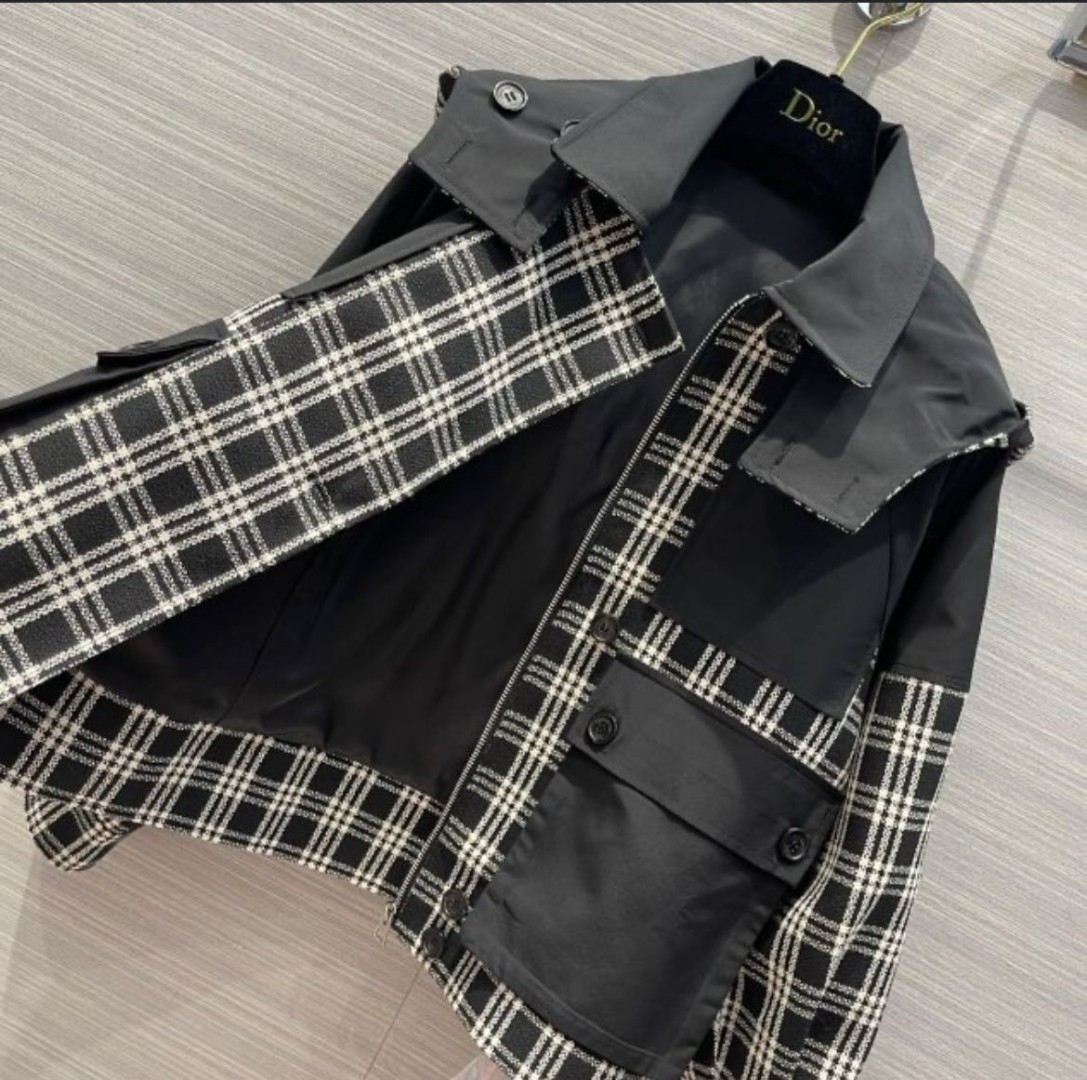 Женская куртка Christian Dior черная с серым