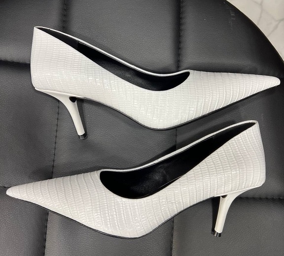 Женские белые туфли Saint Laurent