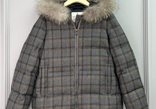 Женская зимняя куртка Brunello Cucinelli серая