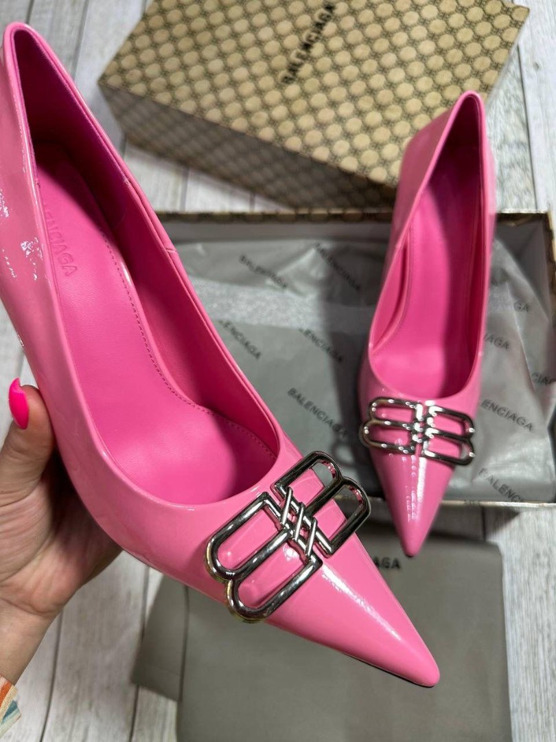 Женские розовые туфли Balenciaga