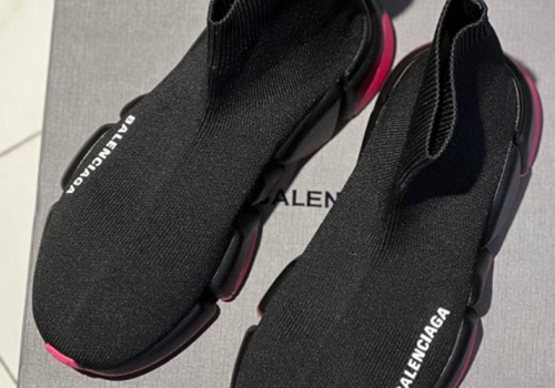 Женские черные с розовым кроссовки Balenciaga Speed Trainer