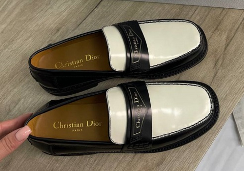 Кожаные женские лоферы Christian Dior черные с белым
