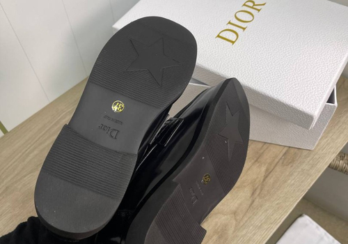 Кожаные женские лоферы Christian Dior черные с белым