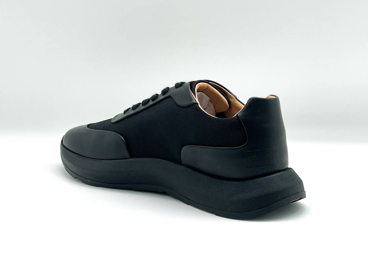 Черные кожаные мужские кроссовки Hermes