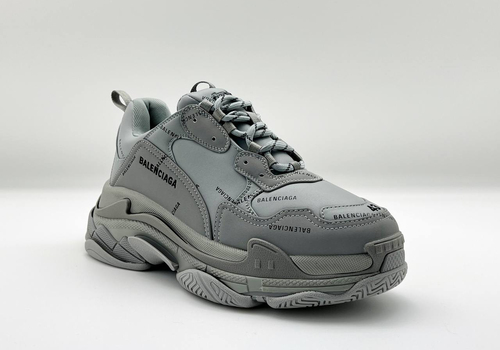 Мужские серые кроссовки Balenciaga Triple S