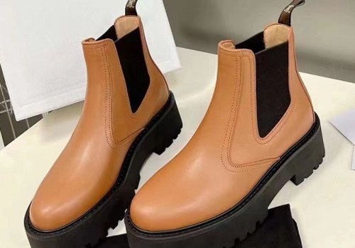 Женские кожаные ботинки Celine коричневые