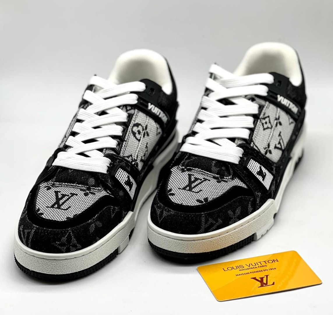 Женские кроссовки Louis Vuitton LV Trainer черные с белым