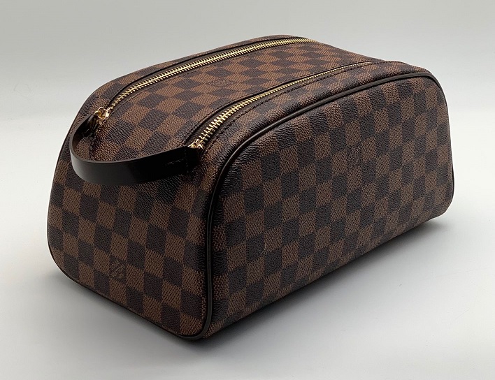 Косметичка Louis Vuitton Dopp Kit коричневая