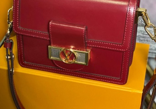 Кожаная сумка Louis Vuitton Dauphine Lugano красная