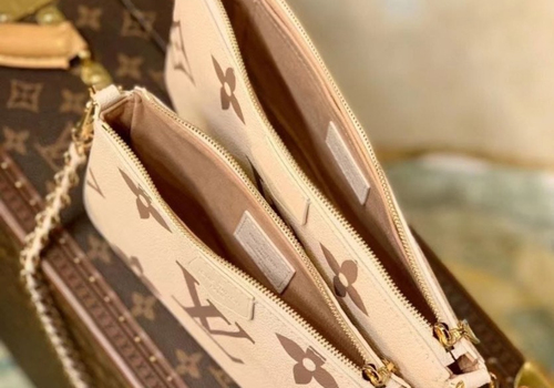 Женская сумка Louis Vuitton Multi Pochette молочная