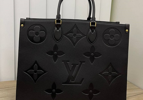 Женская кожаная сумка Louis Vuitton Onthego GM черная